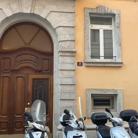 Galileo - Via Galilei 9 * טריאסטה