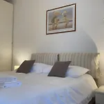 Galileo - Via Galilei 9 Appartement